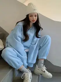 Winter Inner Fleece Sweatshirt And Joggers Set For Women